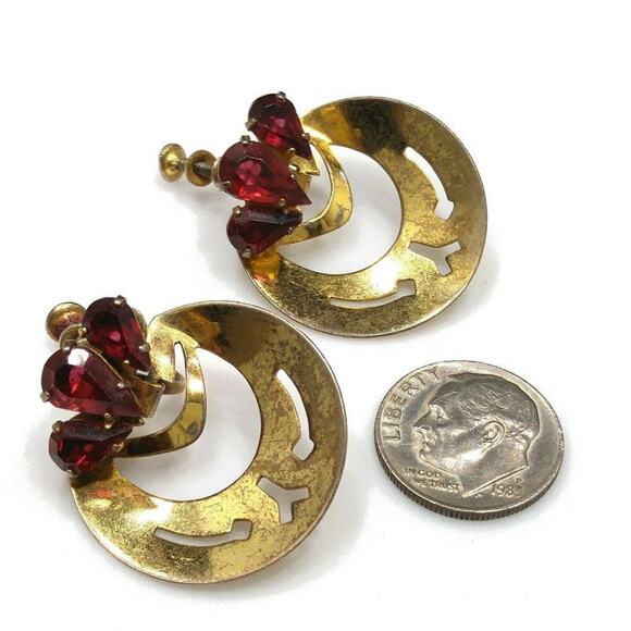 Vintage Sterling Red Rhinestone Dangle Screw Back Earrings, 1940s, Gold Wash - Picture 7 of 9